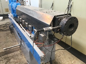 Leistritz Twin Screw Extruder-3